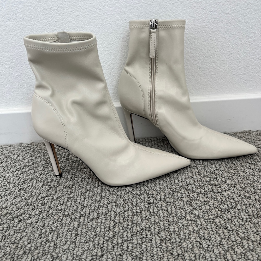 Zara ecru zip stiletto ankle booties size 36
